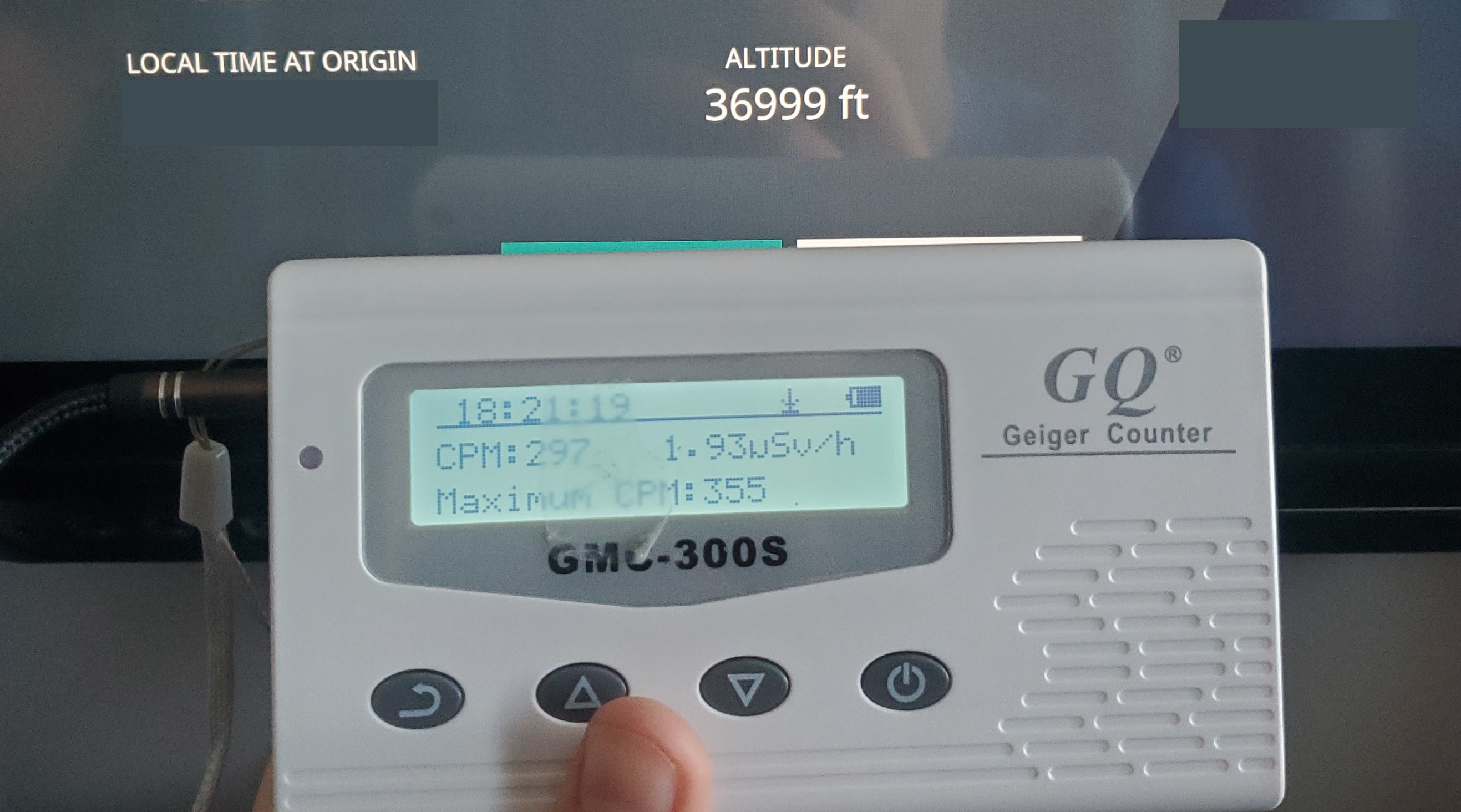 Cruising altitude reading. Altitude of 36,999 feet, 297cpm, 1.93 uSv/h, maximum read CPM is 355.